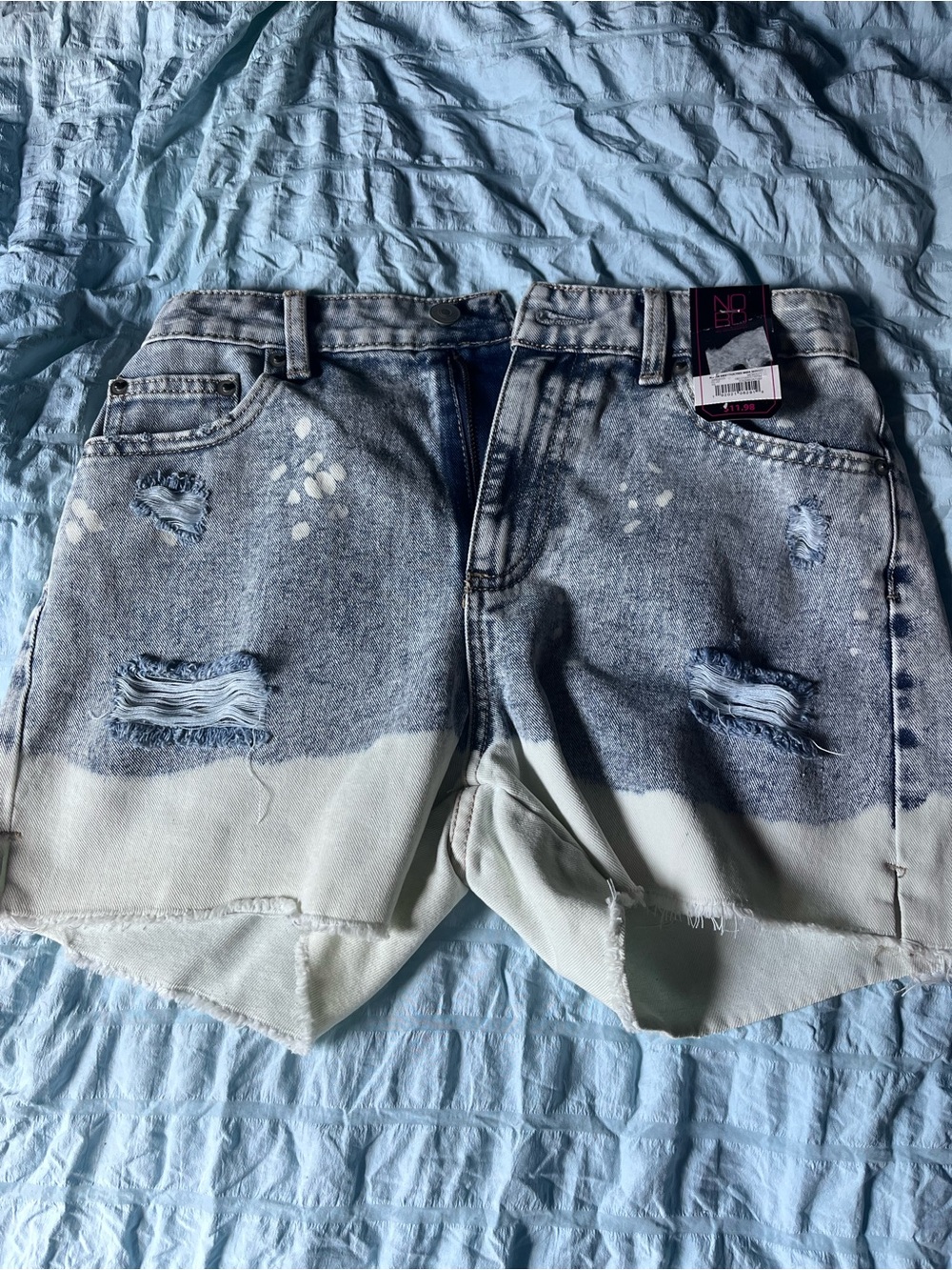 No Boundaries Two-Tone Distressed Jean Shorts - Blue/White